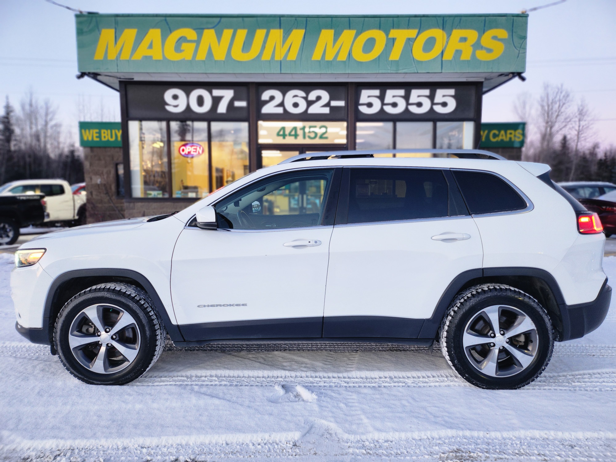 photo of 2019 Jeep Cherokee Limited 4WD